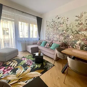 Apartament Brand New #hollan#3bedr#2bathr#freeparking, Budapeszt