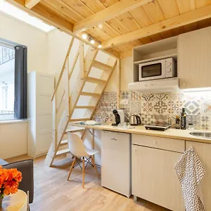 Apartman Mezzanine - Air Conditioned, Budapest