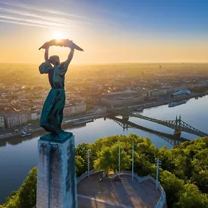  Отель Kristal Gellert Hill