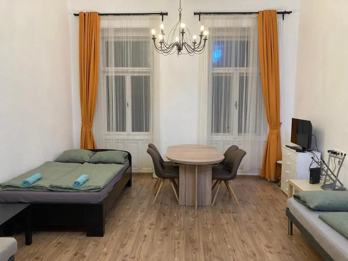 Roland Apartment Downtown - Buda Budapest