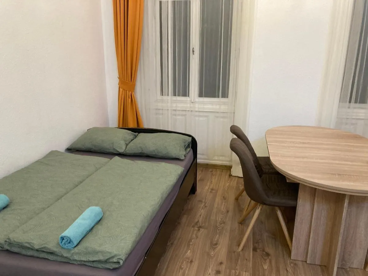 Roland Apartment Downtown - Buda Budapest